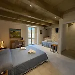 Il Palazzo Degli Artisti Homestay Gasponi