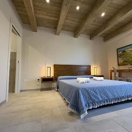 Il Palazzo Degli Artisti Gasponi