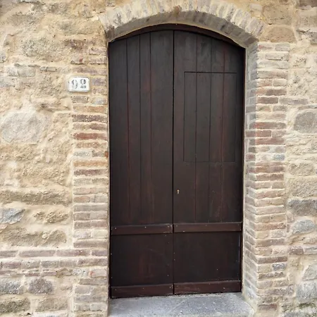 Il Palazzo Degli Artisti Kwatera prywatna *