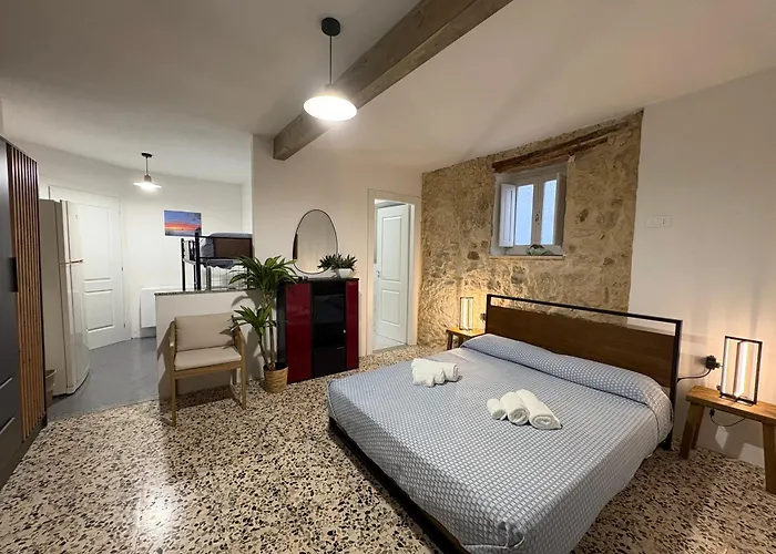 Alloggio in famiglia Il Palazzo Degli Artisti Gasponi